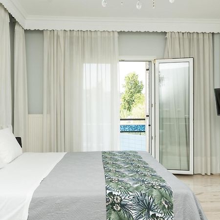 Glykanisos Suites Néa Péramos Zewnętrze zdjęcie