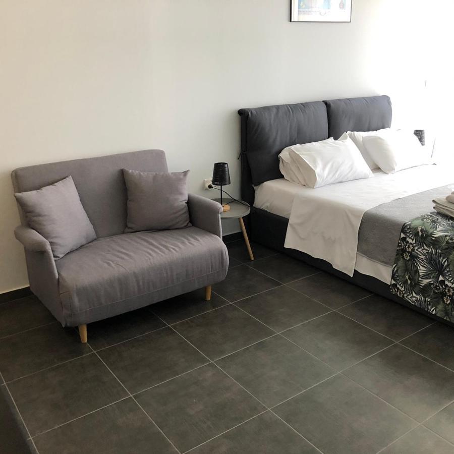 Glykanisos Suites Néa Péramos Zewnętrze zdjęcie