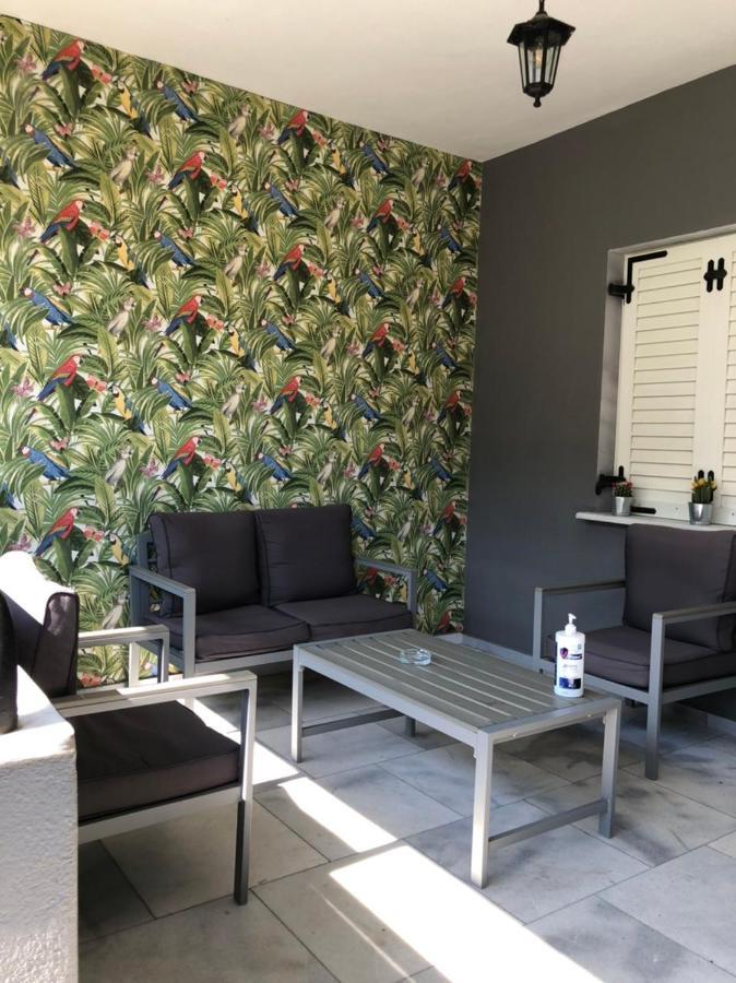Glykanisos Suites Néa Péramos Zewnętrze zdjęcie